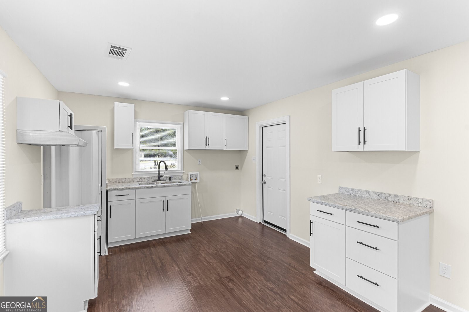 4167 Pershing Avenue Macon - 14