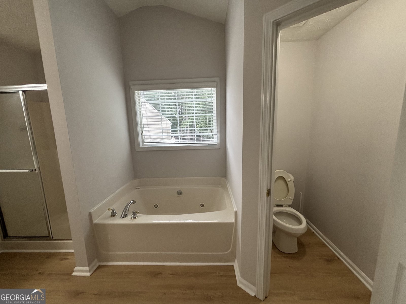 2402 Greenside Court Austell - 17