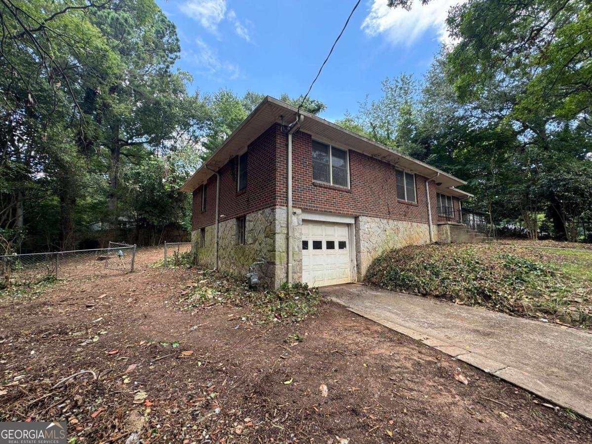 3100 Druid Hills Road Decatur - 75