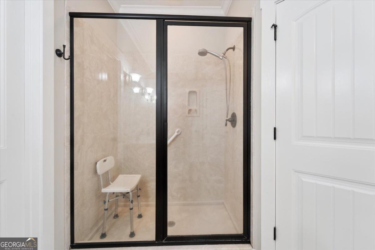145 Blackjack Oak Drive Richmond Hill - 10