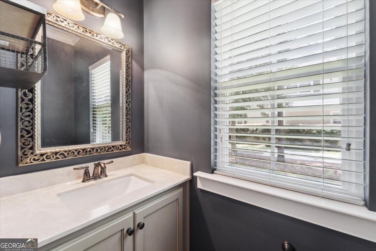 145 Blackjack Oak Drive Richmond Hill - 3