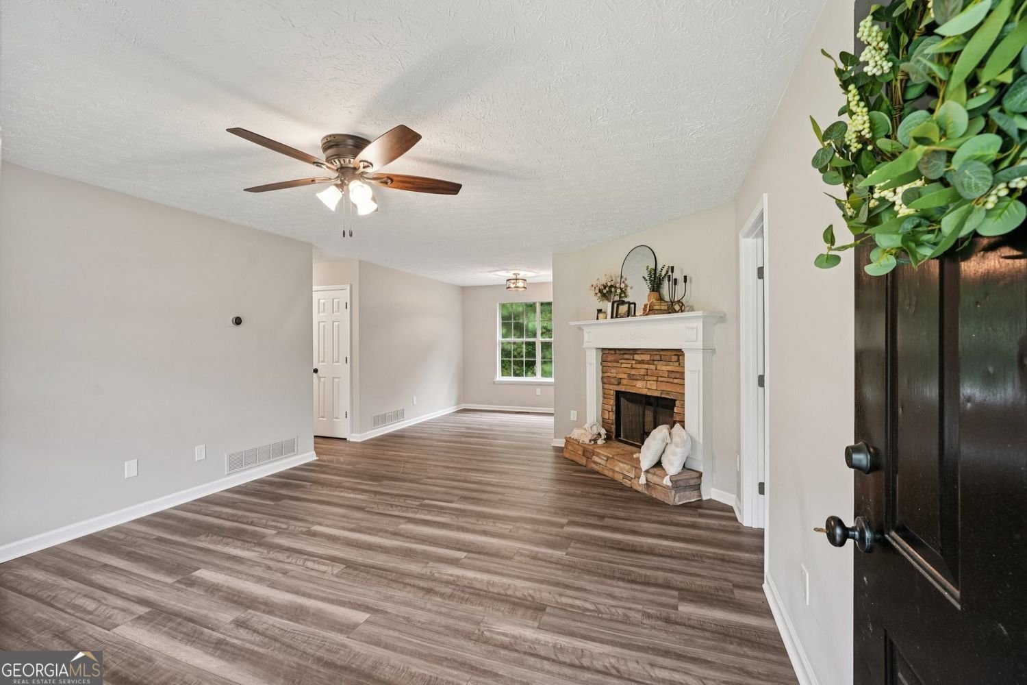201 Rustin Drive Dallas - 18