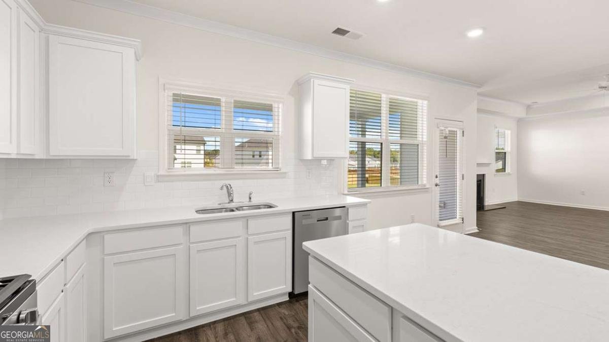 251 Sandy Oak Drive Loganville - 23