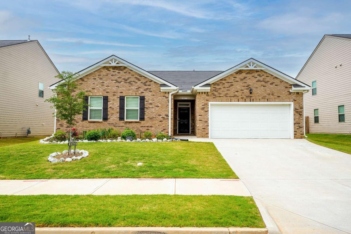5344 Flat Rock Point Stonecrest - 1