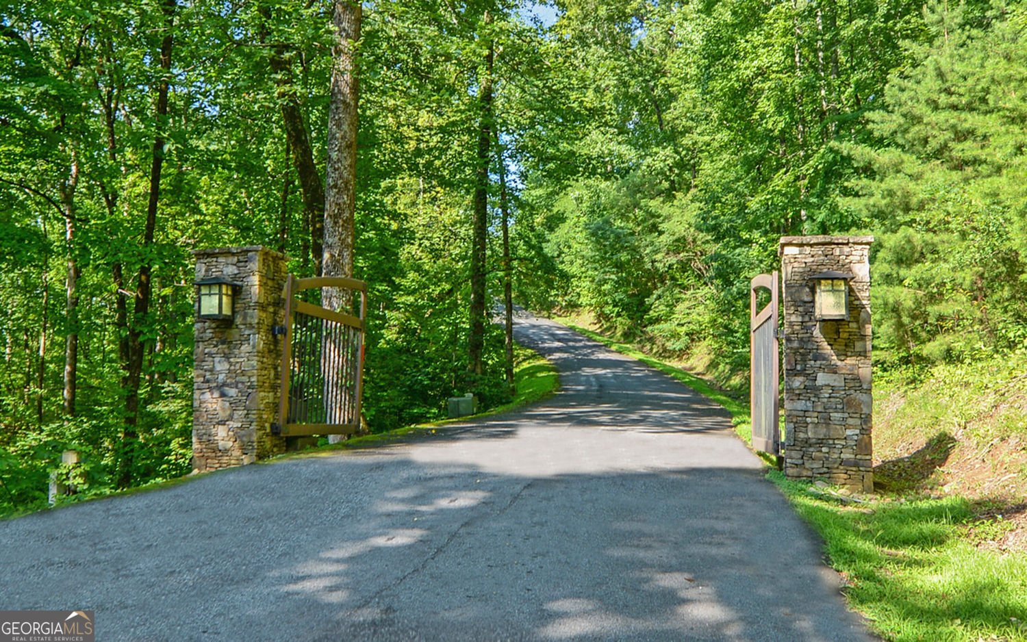 657 Winding View Trail Clayton - 37