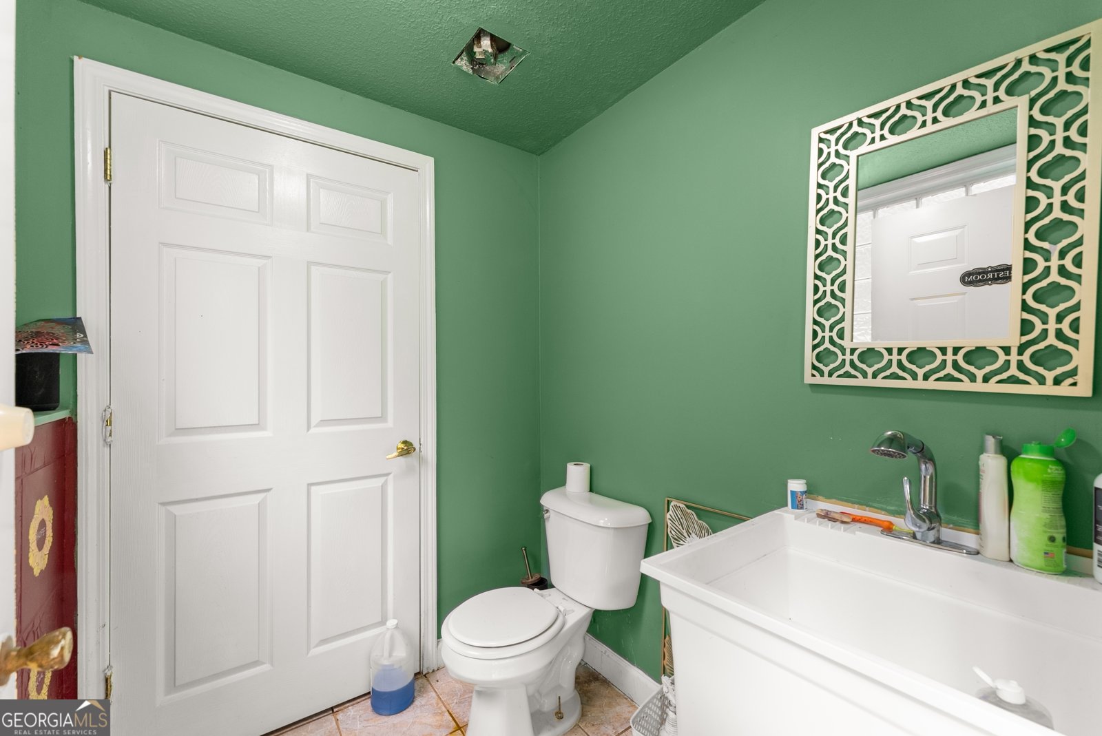 221 Grand View Drive Cleveland - 1