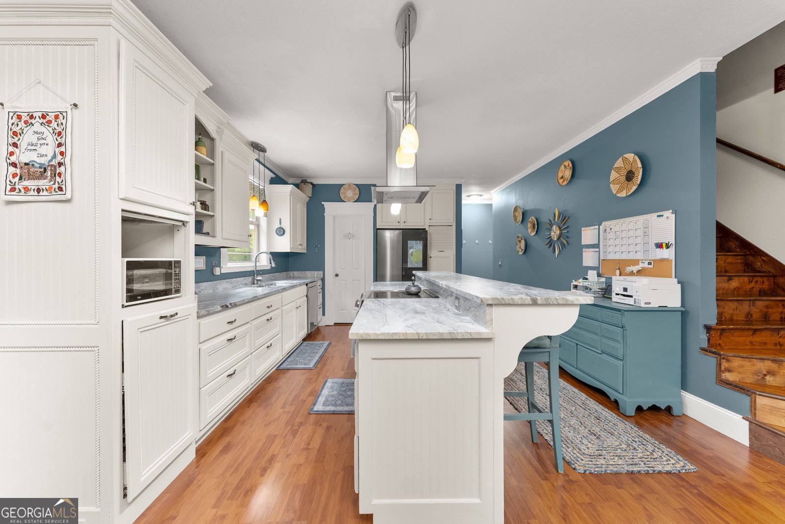 221 Grand View Drive Cleveland - 13