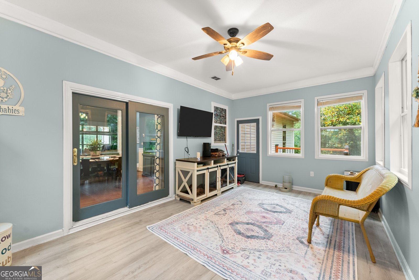221 Grand View Drive Cleveland - 17