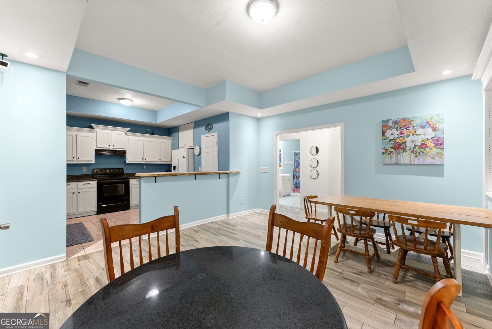 221 Grand View Drive Cleveland - 43