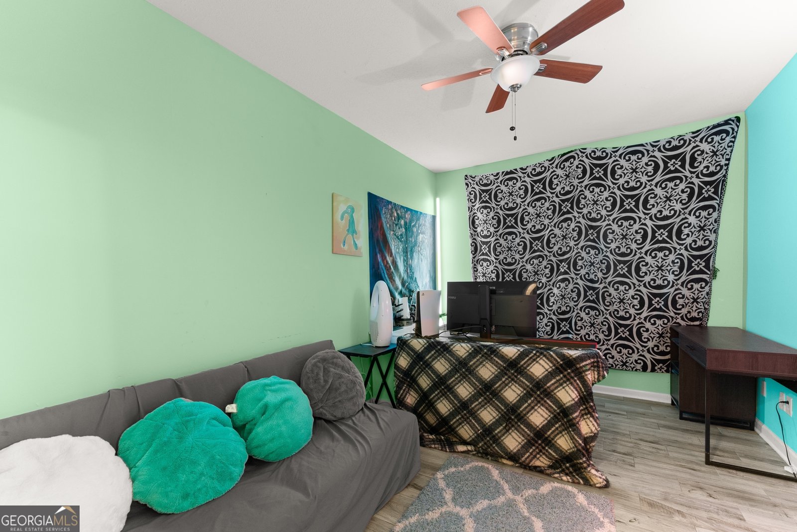 221 Grand View Drive Cleveland - 52
