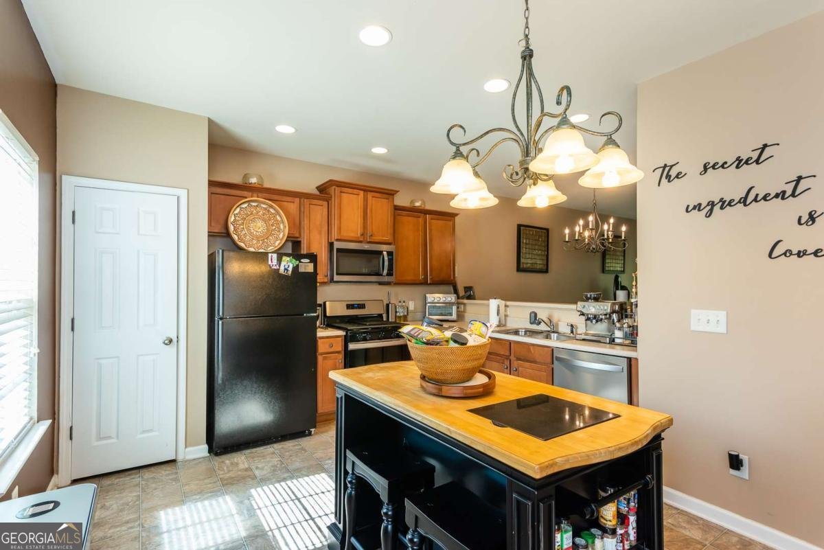 2799 Keystone Avenue Lithonia - 23