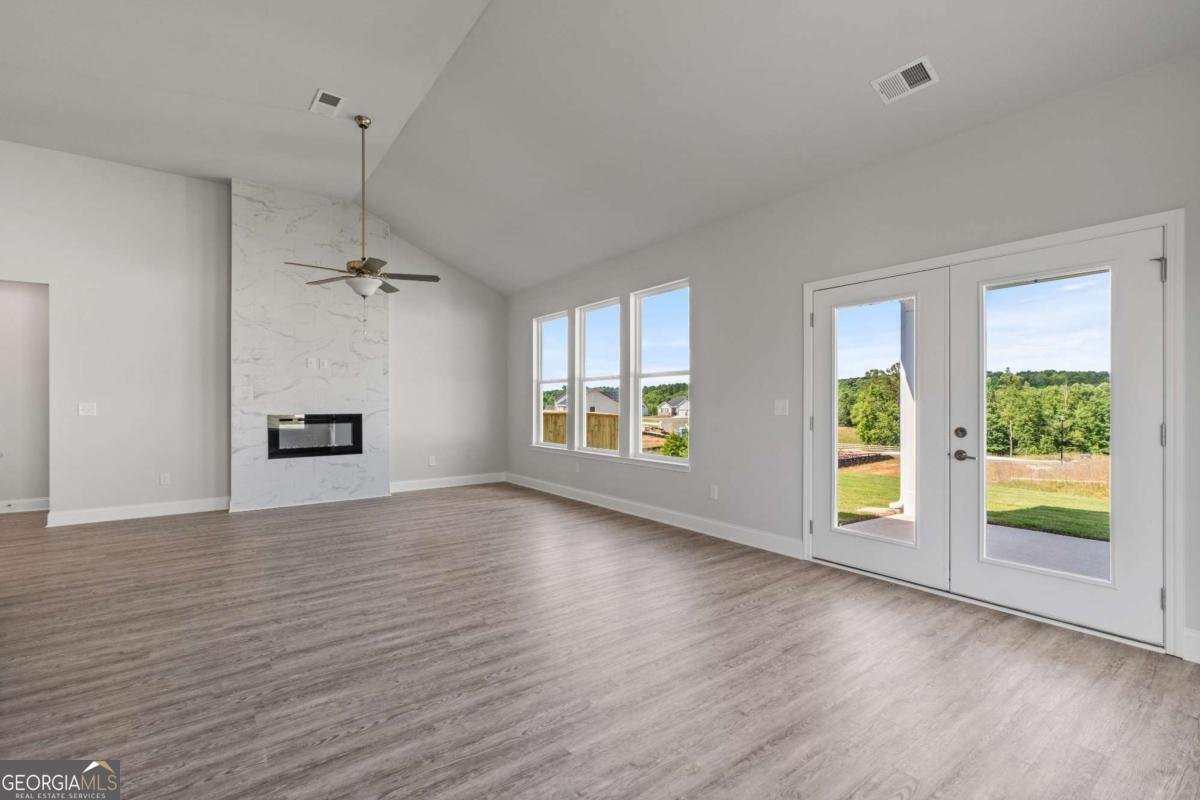 65 COOPER Drive Mansfield - 12