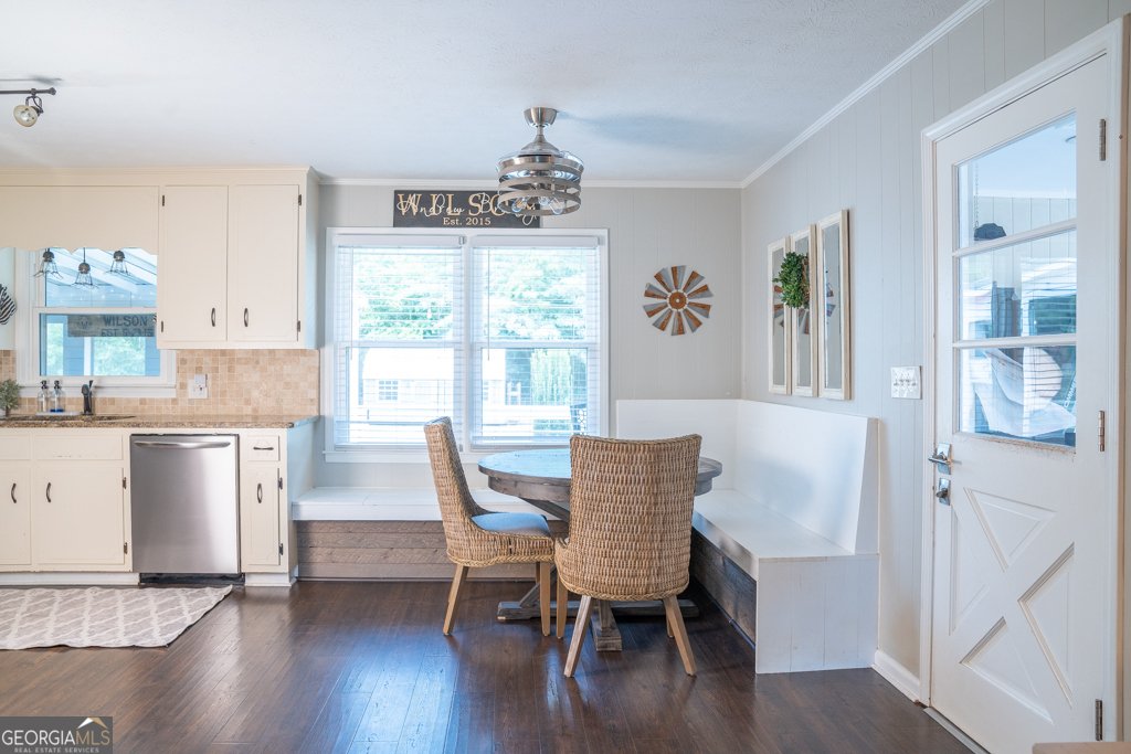 24 Skyview Circle Cartersville - 1