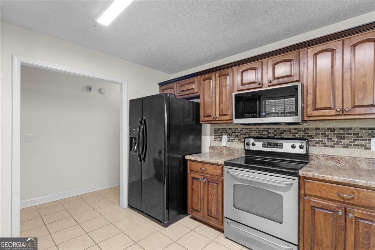 305 Sugarloaf Parkway Perry - 26