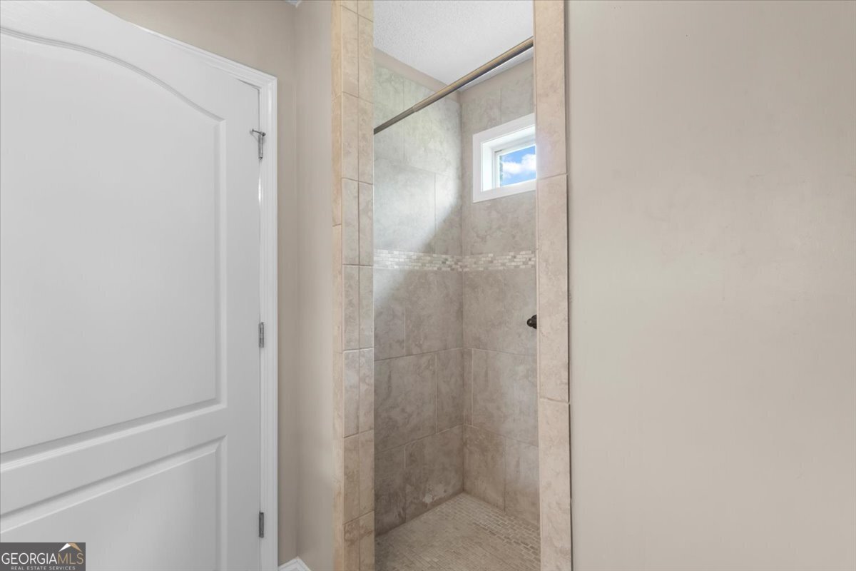 305 Sugarloaf Parkway Perry - 8