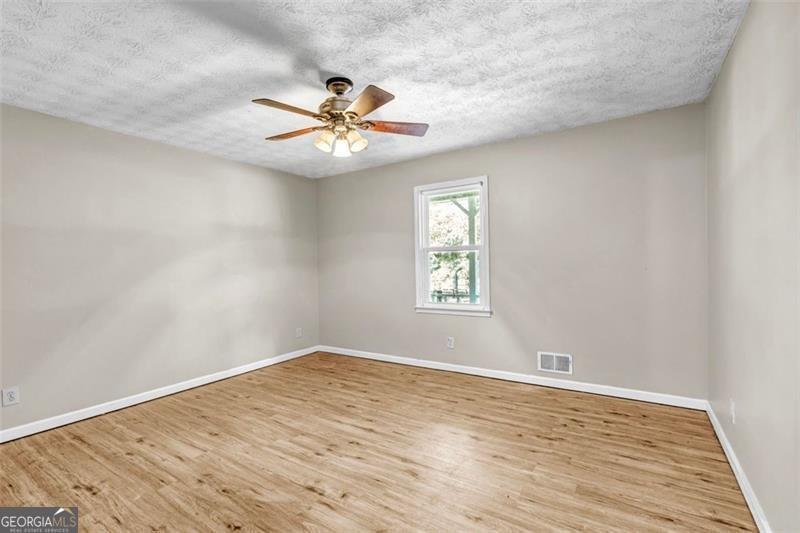 950 Old Jackson Locust Grove - 3