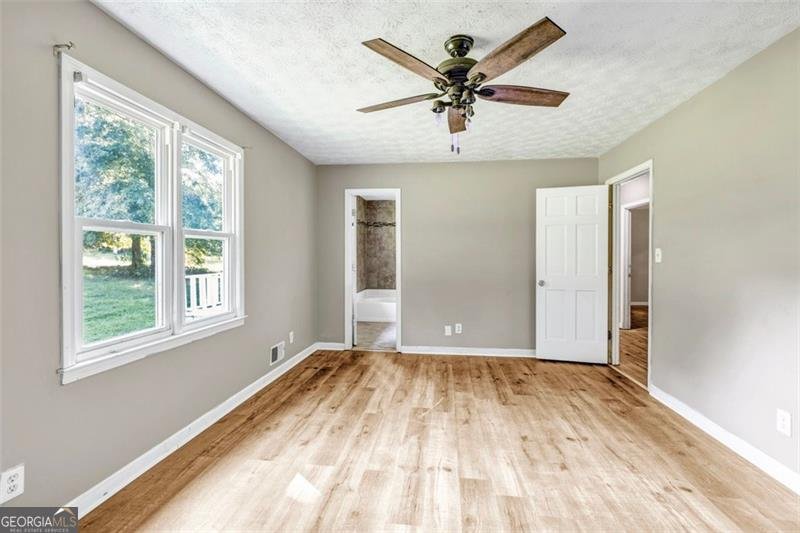 950 Old Jackson Locust Grove - 5