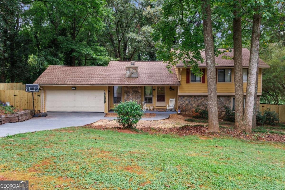 5002 Abbey Lane Lilburn - 1