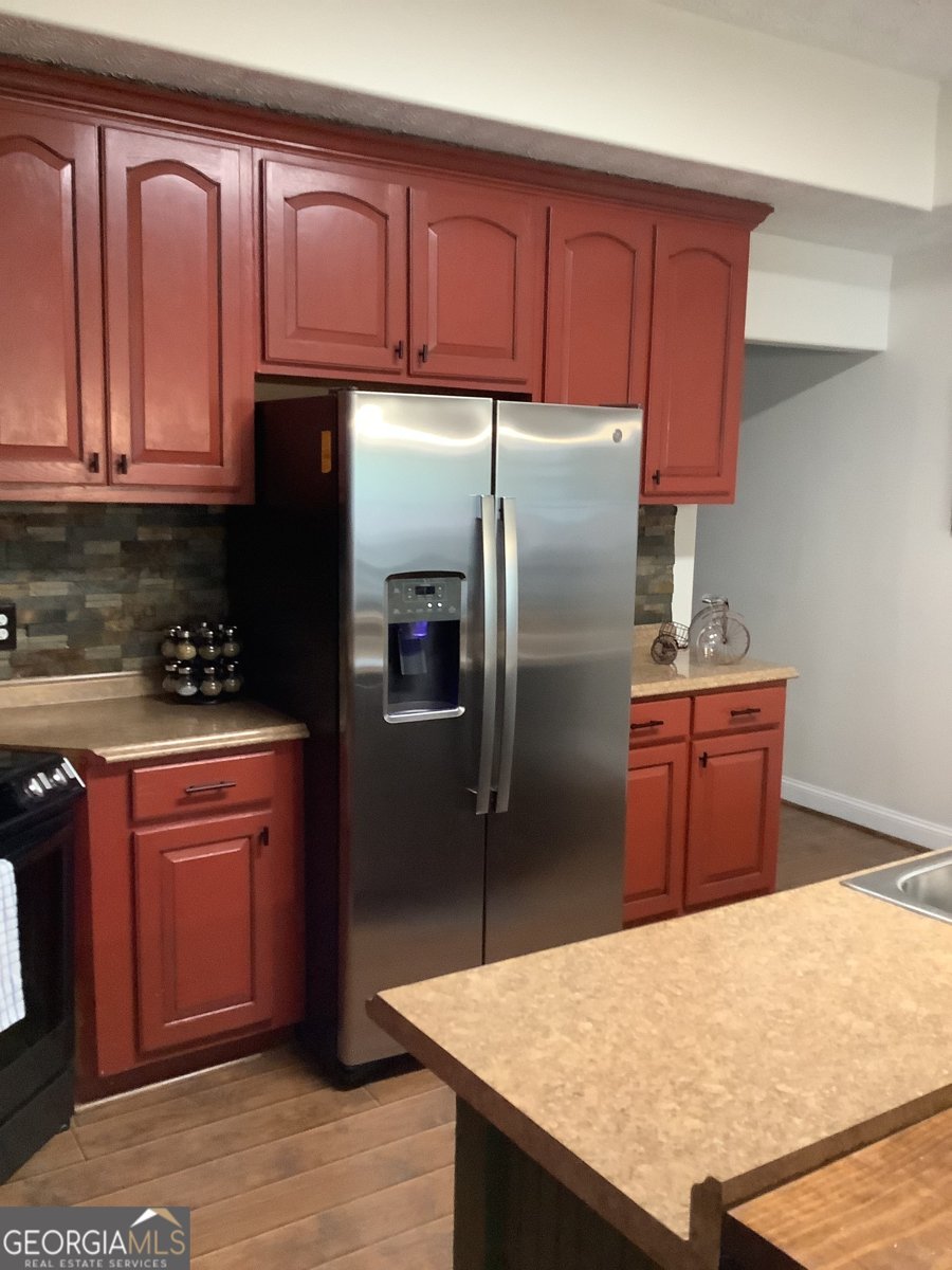 15 Rocky Lane Cleveland - 32