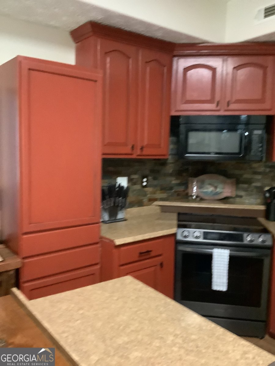 15 Rocky Lane Cleveland - 37