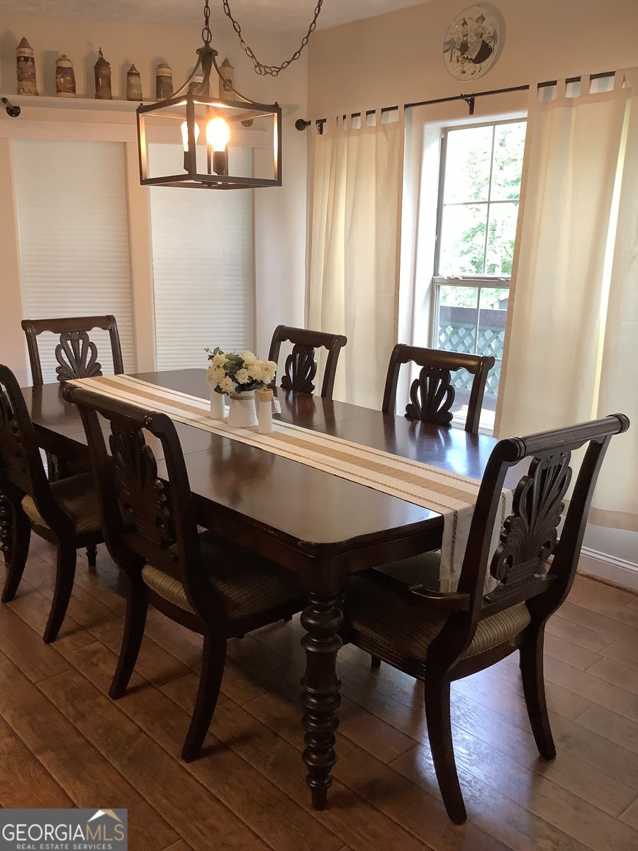 15 Rocky Lane Cleveland - 40