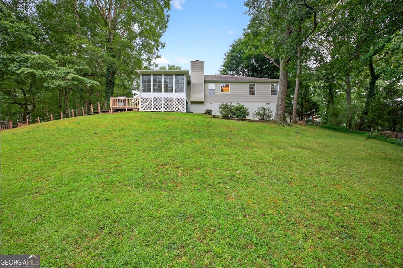 3821 North Rivercrest Drive Gainesville - 50