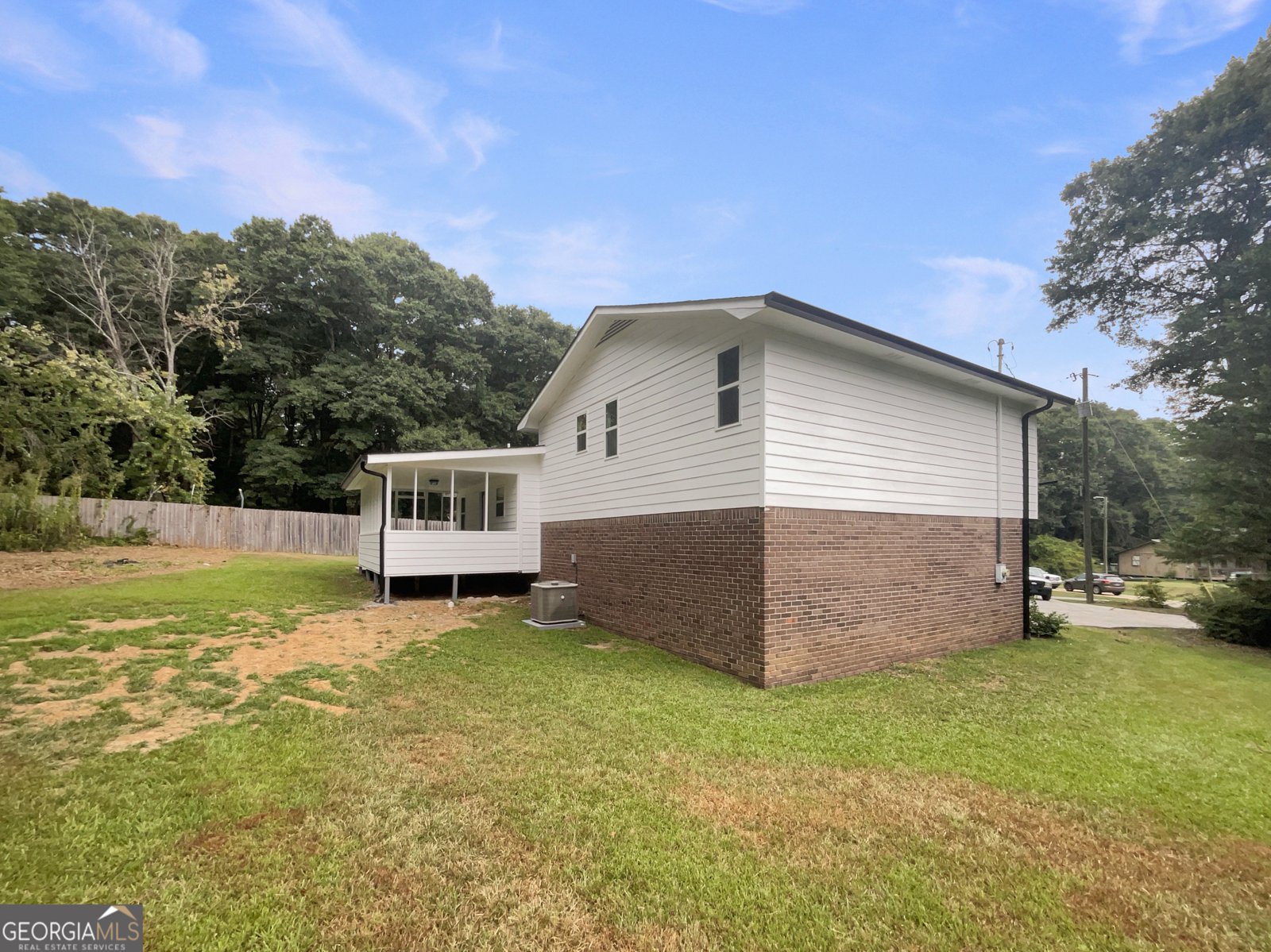 105 Woodbine Drive Carrollton - 1