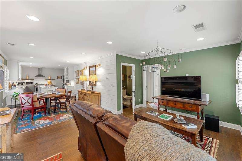 289 Grover Street Marietta - 4