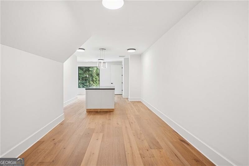 388 Londonberry Road Sandy Springs - 7