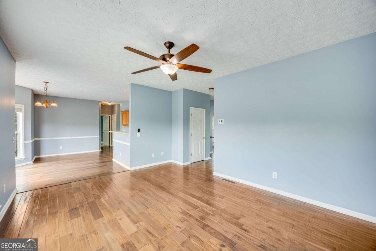 3903 Walnut Grove Way Gainesville - 27
