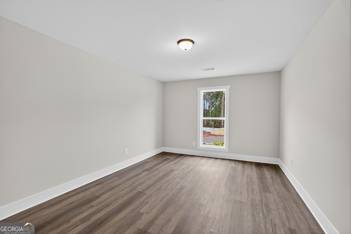 100 Mockingbird Lane Winder - 25