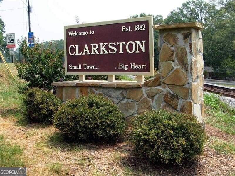 898 Verona Drive Clarkston - 31
