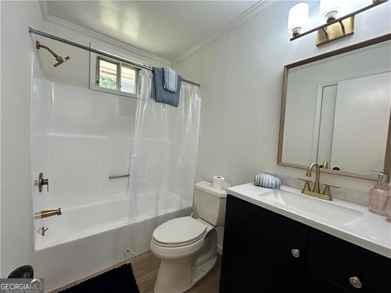 898 Verona Drive Clarkston - 5