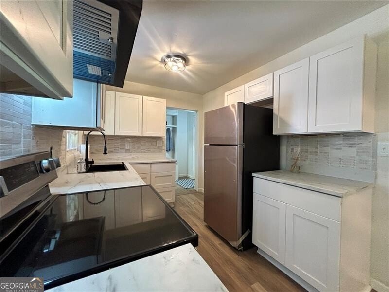 898 Verona Drive Clarkston - 9