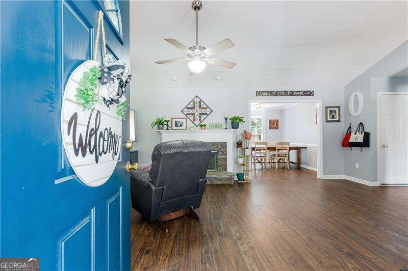 168 Springfield Way Dallas - 6