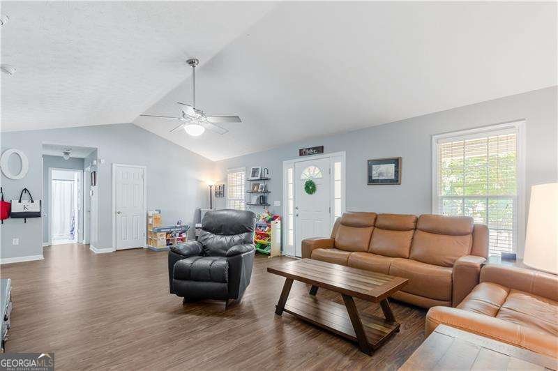 168 Springfield Way Dallas - 8
