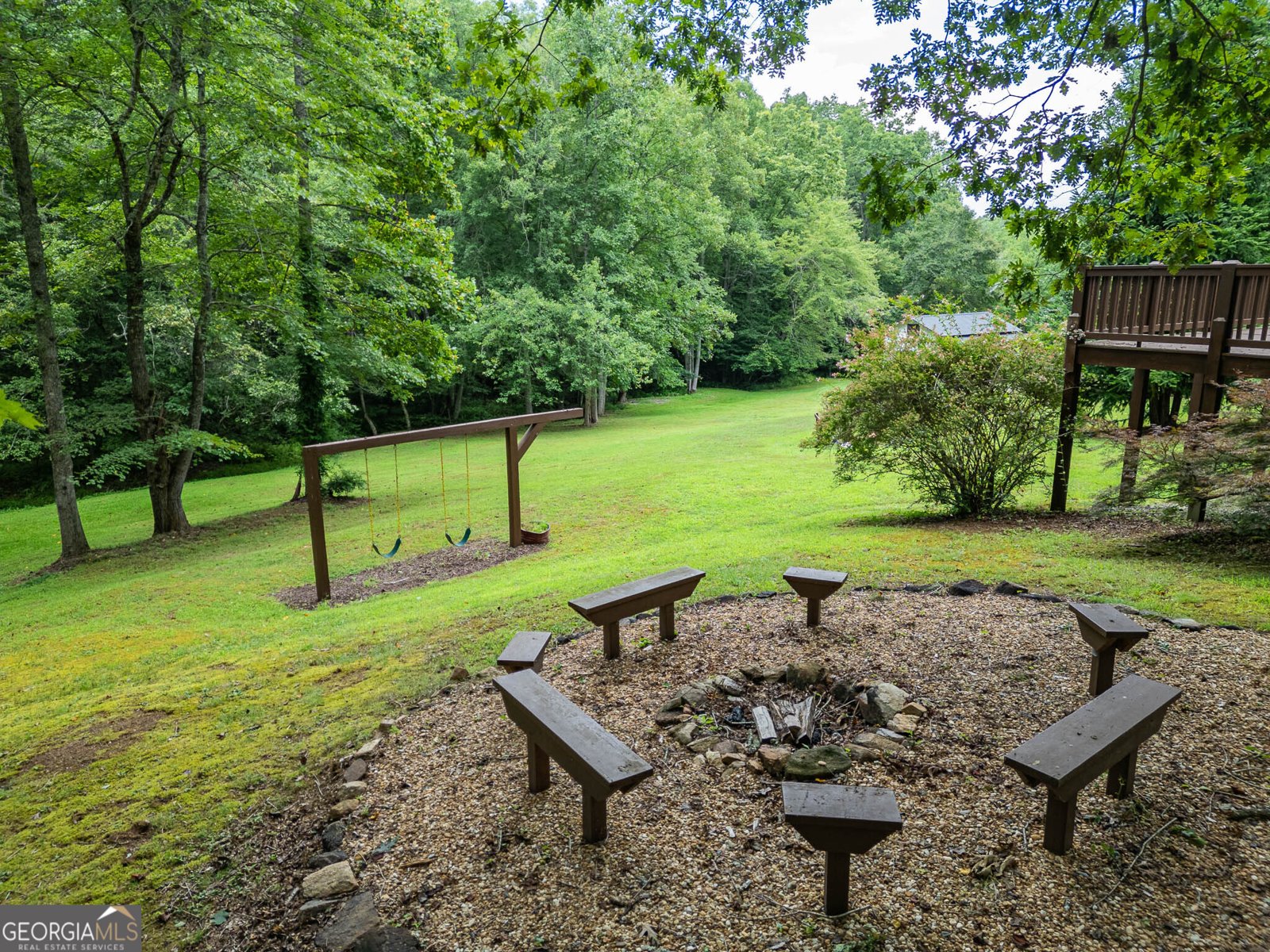 1386 Mulkey Gap Road Blairsville - 39