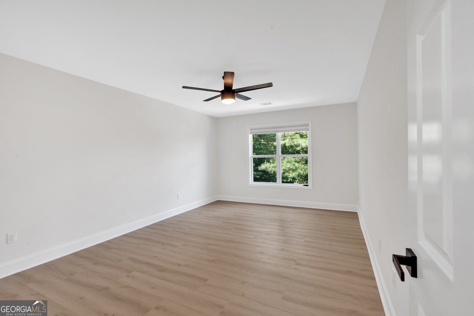 402 STRATFORD ESTATES Manor Canton - 44