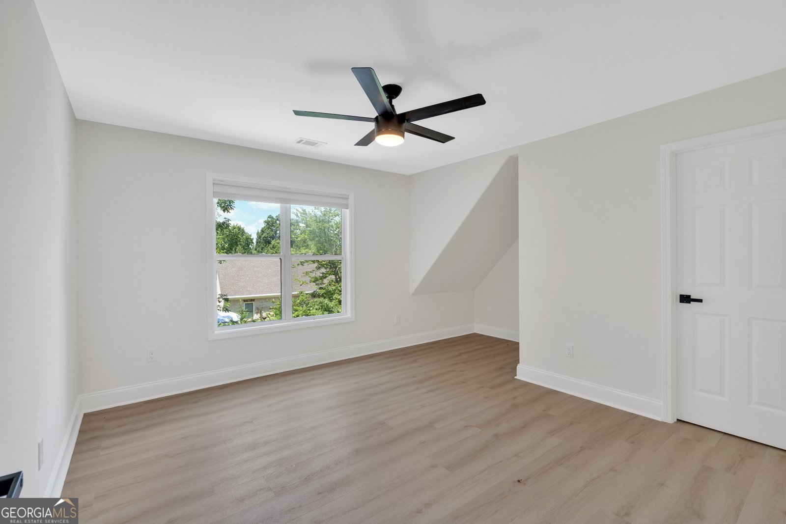 402 STRATFORD ESTATES Manor Canton - 46