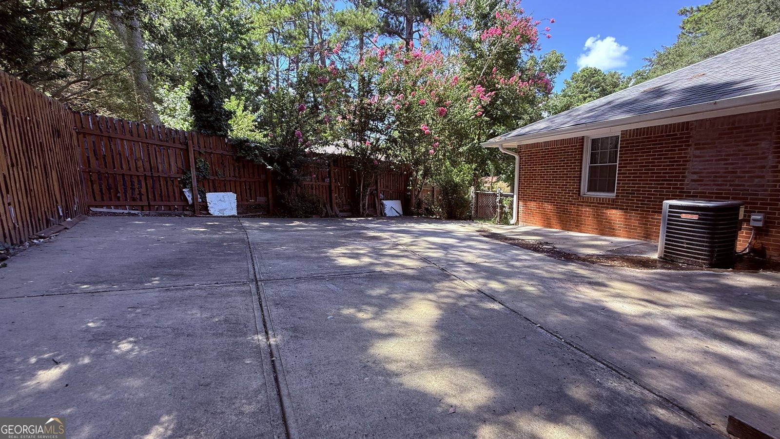 1367 Oakview Circle Forest Park - 19