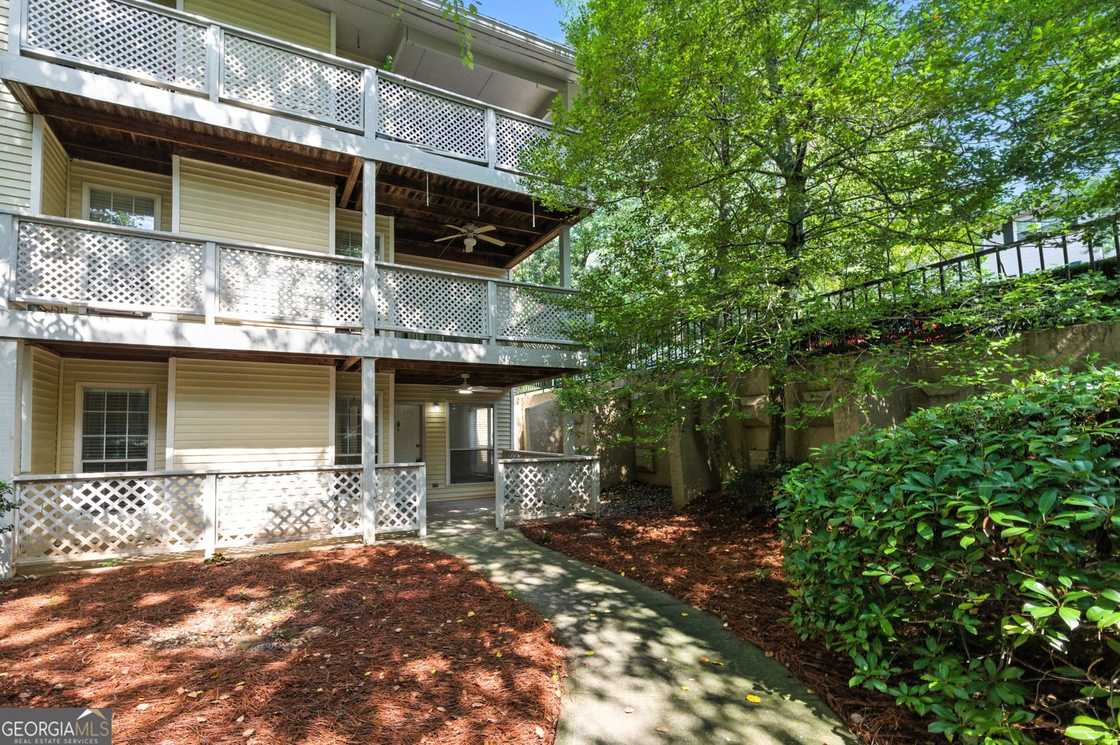 6806 Glenridge Drive Sandy Springs - 2