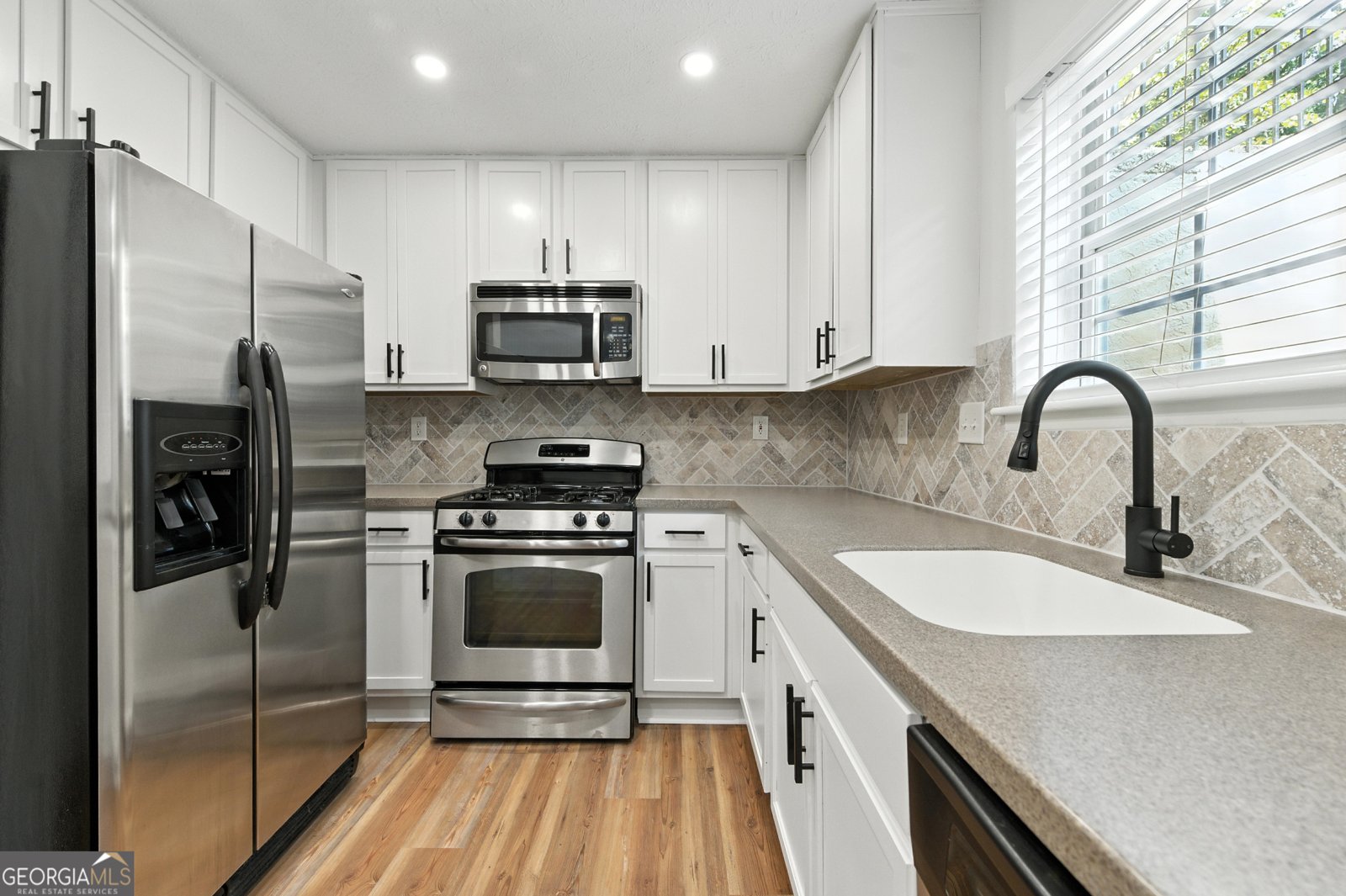 6806 Glenridge Drive Sandy Springs - 9