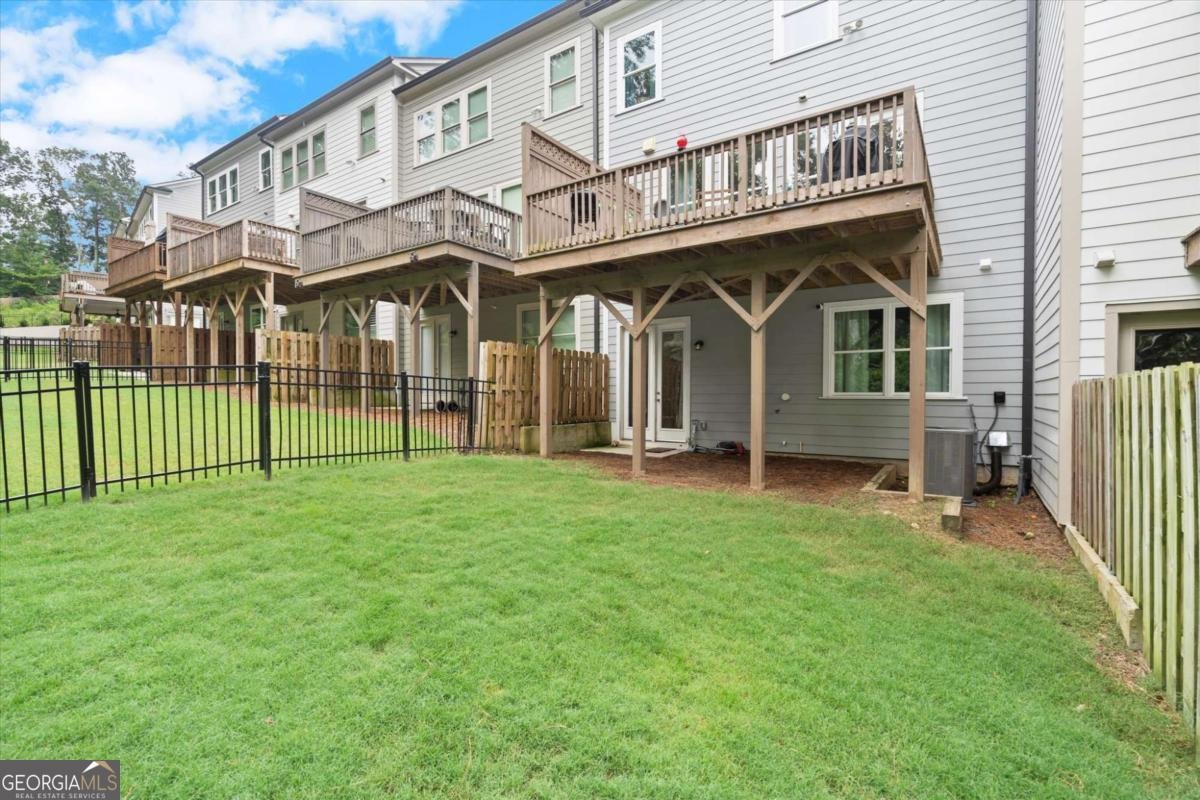 416 Retreat Lane Canton - 44