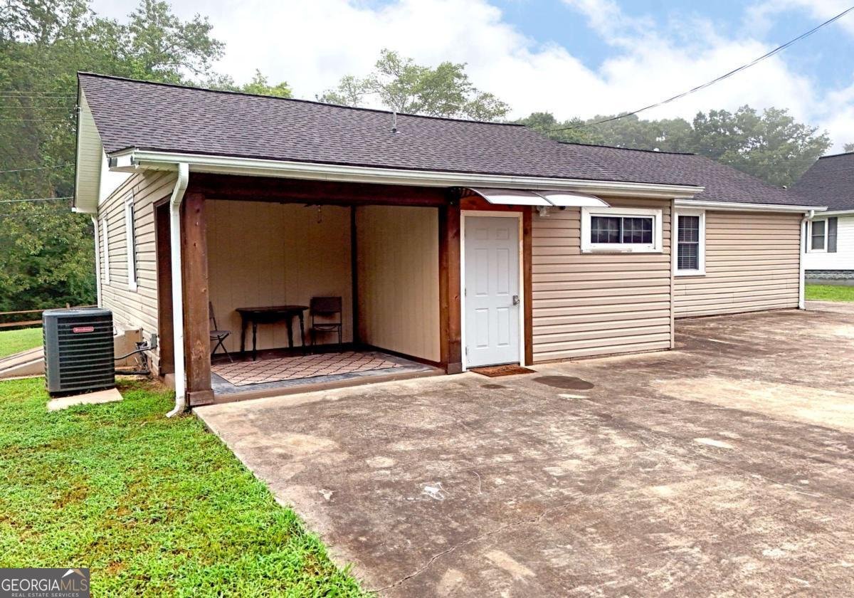 749 Hillcrest Drive Mccaysville - 12