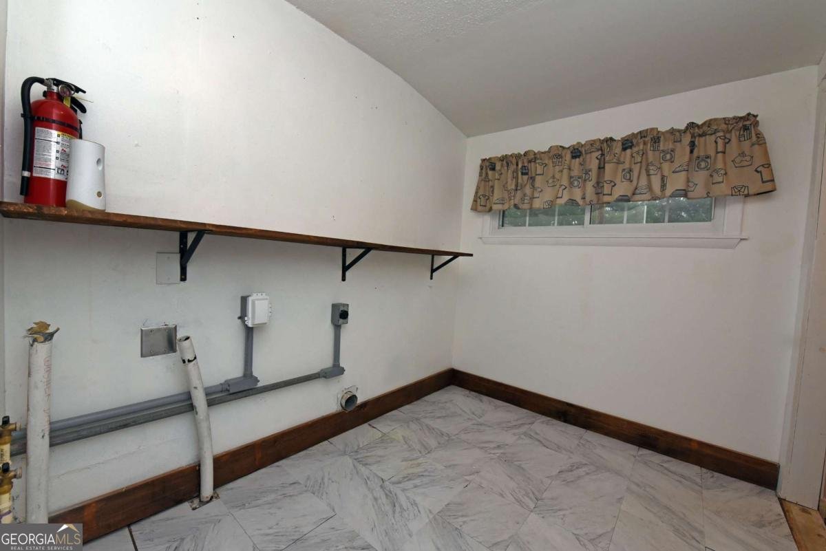 749 Hillcrest Drive Mccaysville - 36