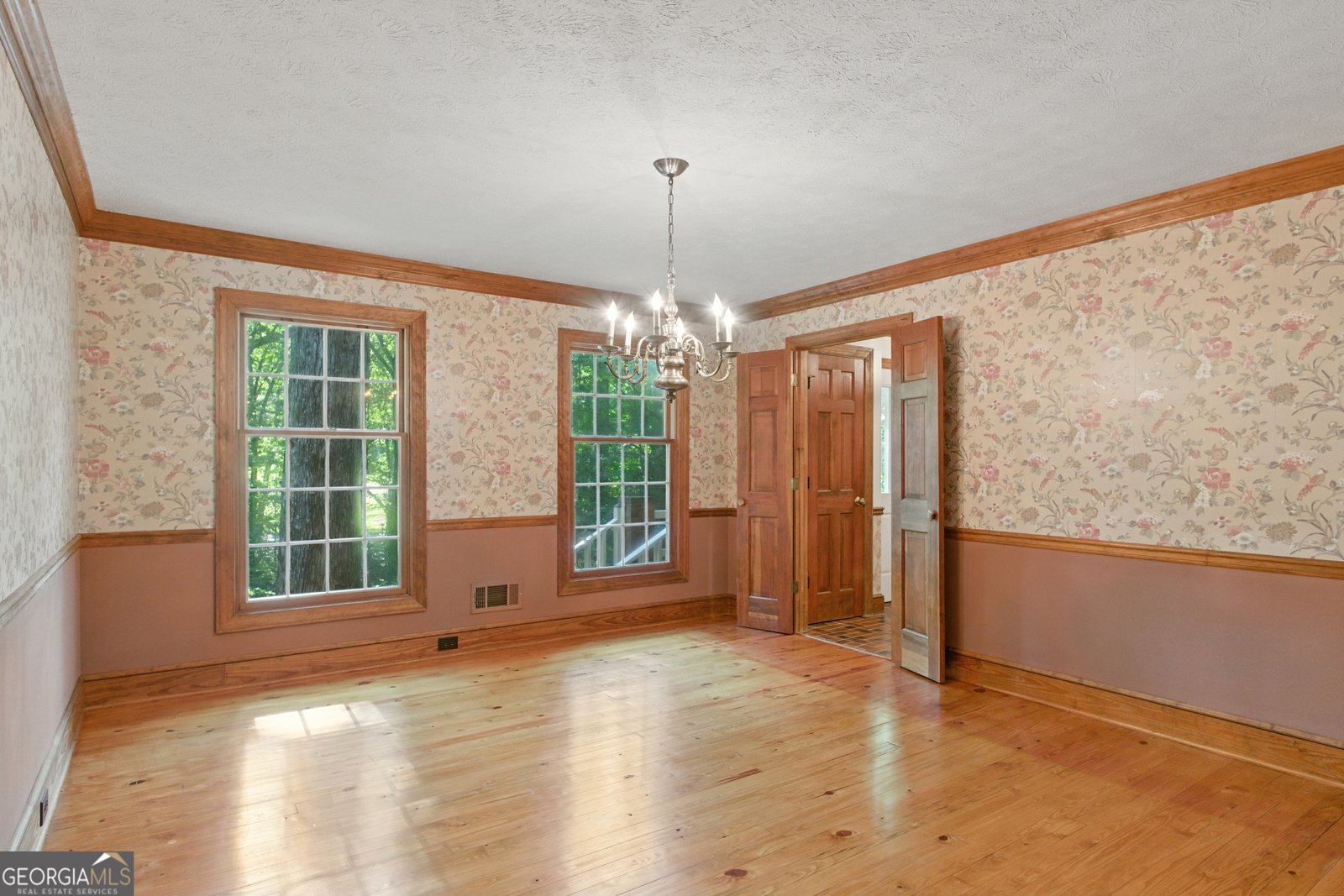 2110 Stoneleigh Drive Tucker - 43