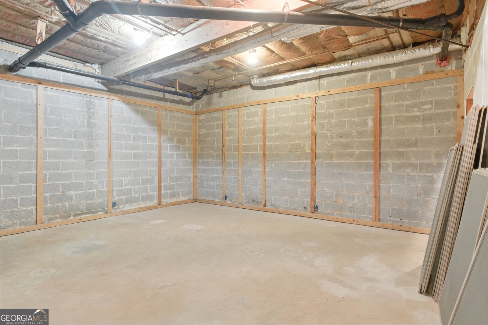 2110 Stoneleigh Drive Tucker - 53