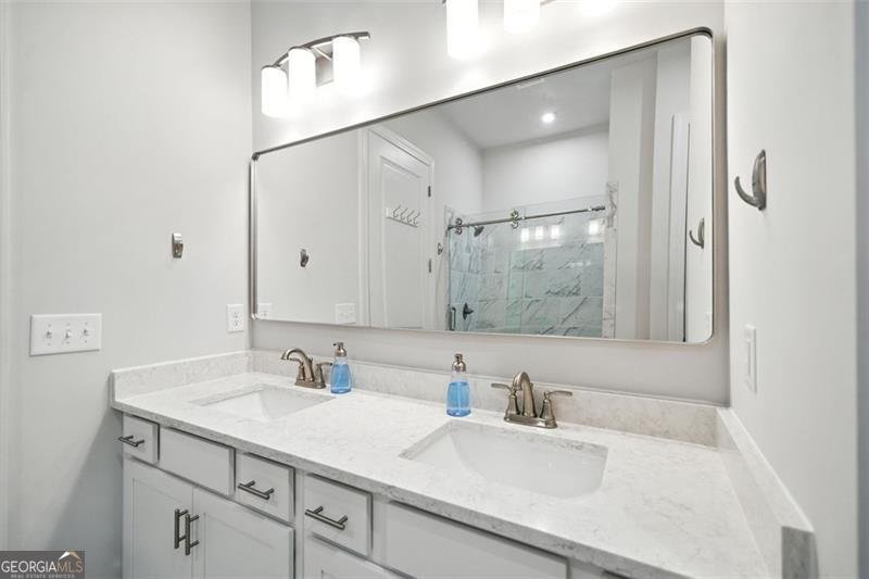 562 LINGER LONGER Ellijay - 20