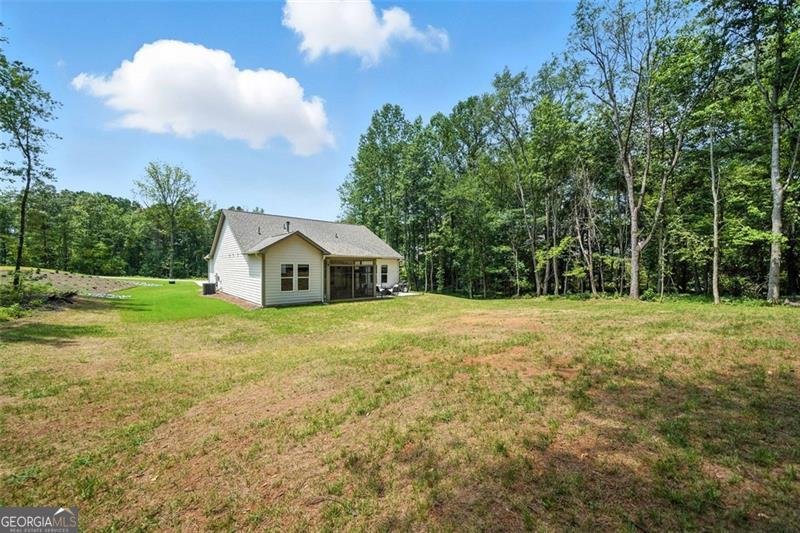 562 LINGER LONGER Ellijay - 31