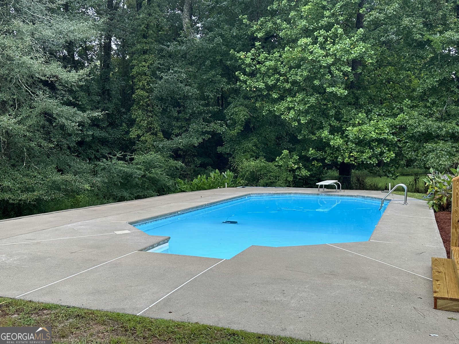 7290 Columbus Road Lizella - 47